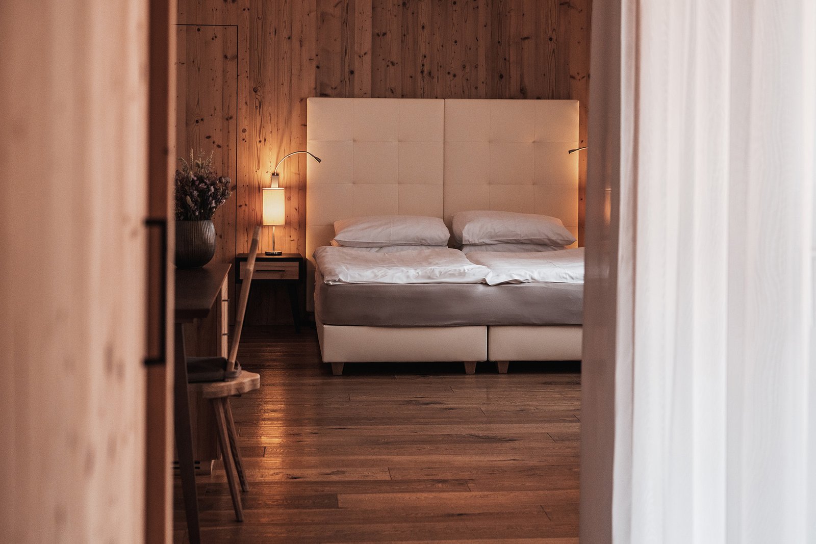 Comfort Room — view 5